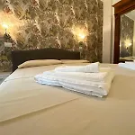 Al Teatro Alojamento de Acomodação e Pequeno-almoço 3*